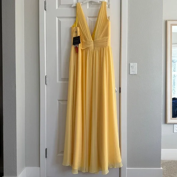 Ieena for Mac Duggal 55793 Buttercup Yellow Chiffon A-Line Gown Slit NWT Size 20